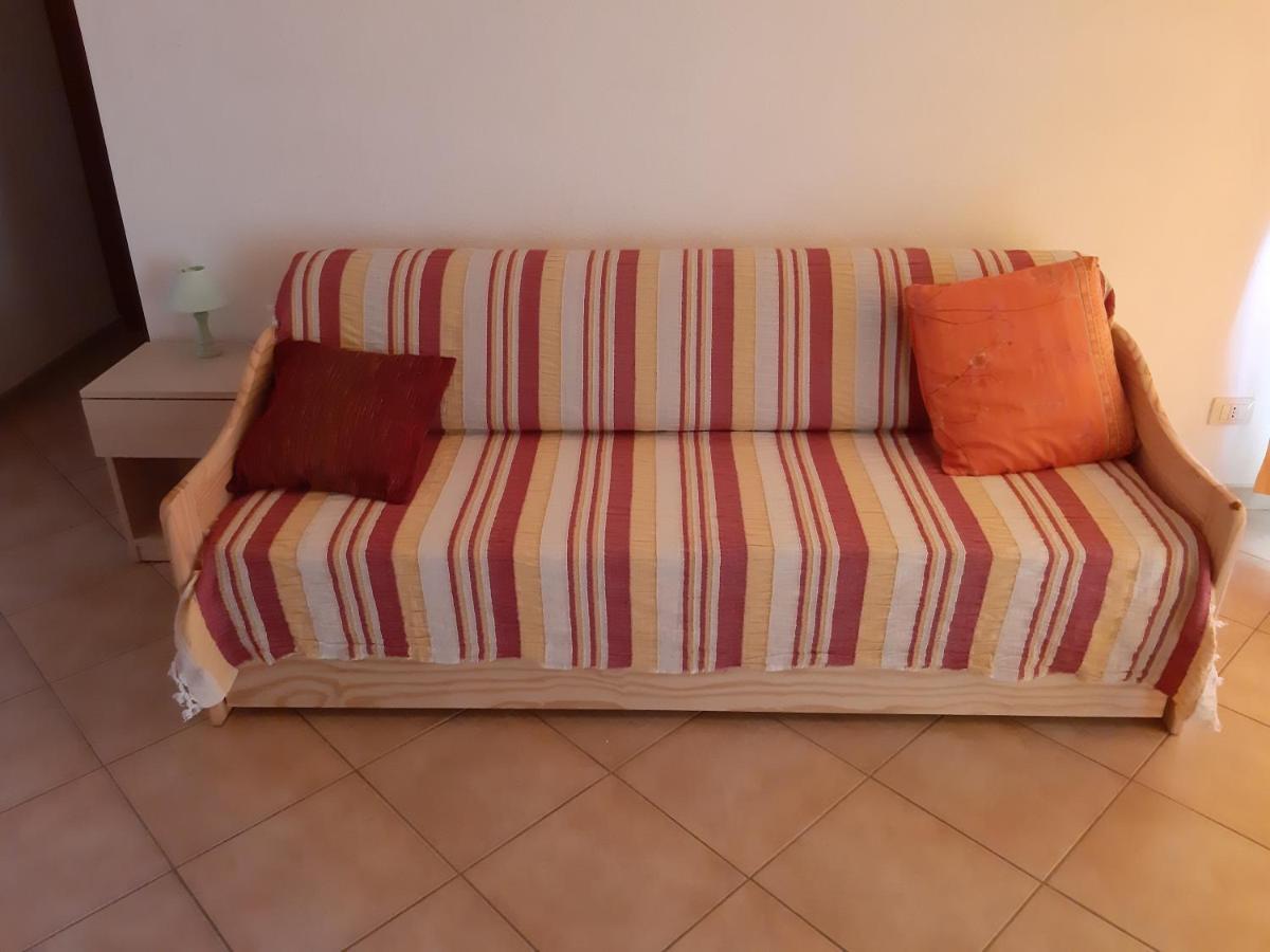 Isola Rossa Appartamenti Paduledda Bagian luar foto