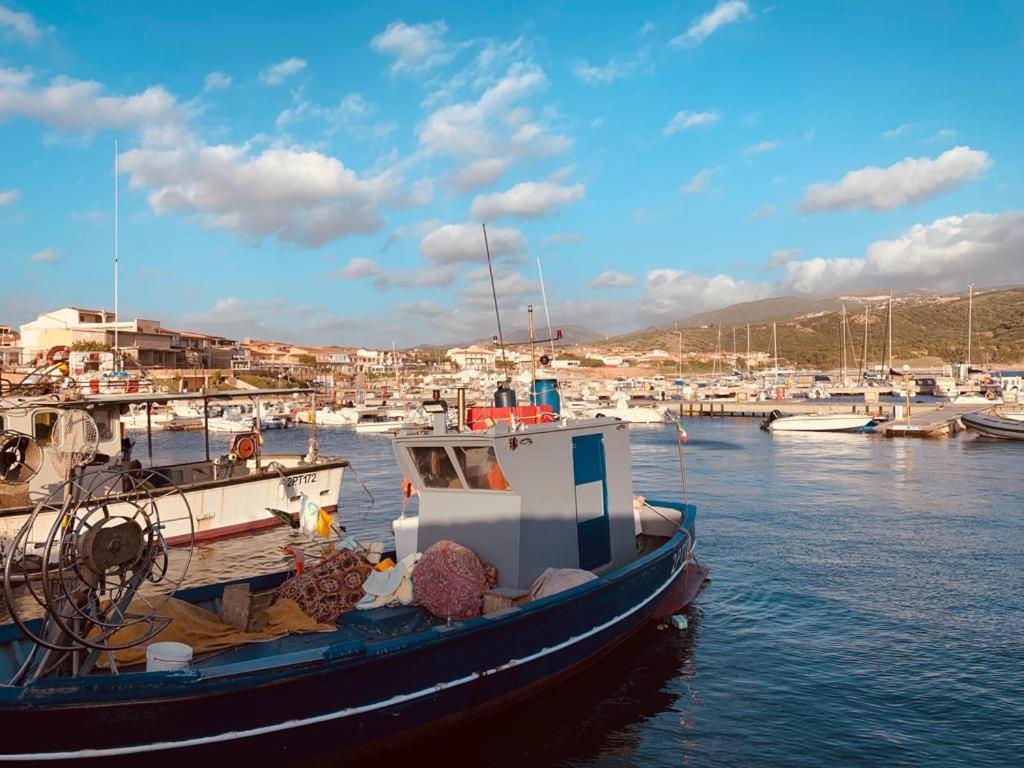 Isola Rossa Appartamenti Paduledda Bagian luar foto