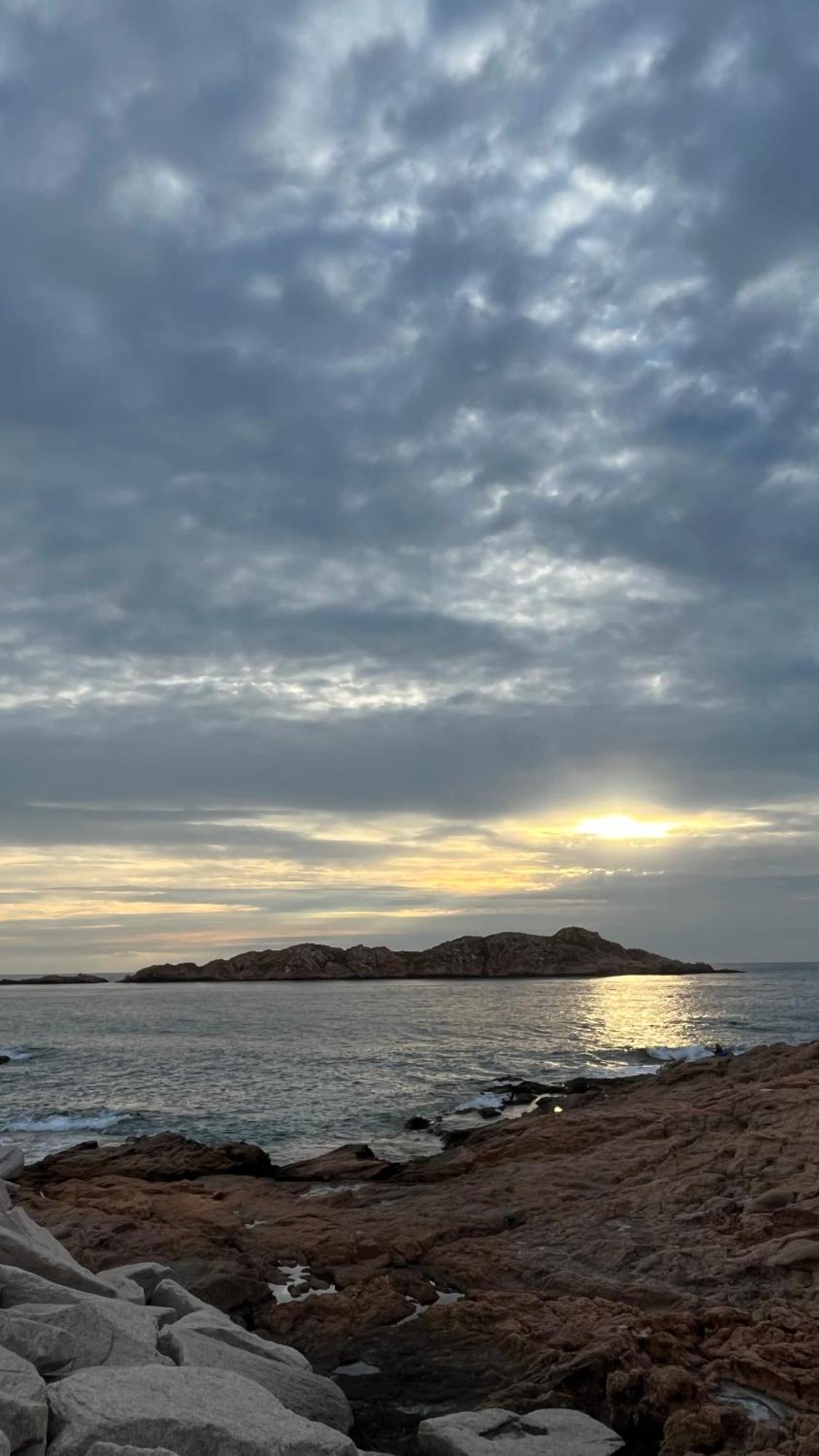Isola Rossa Appartamenti Paduledda Bagian luar foto
