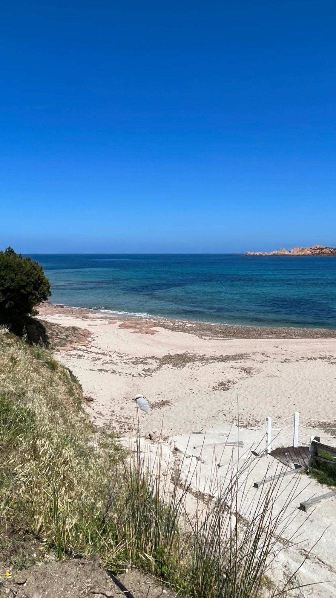 Isola Rossa Appartamenti Paduledda Bagian luar foto