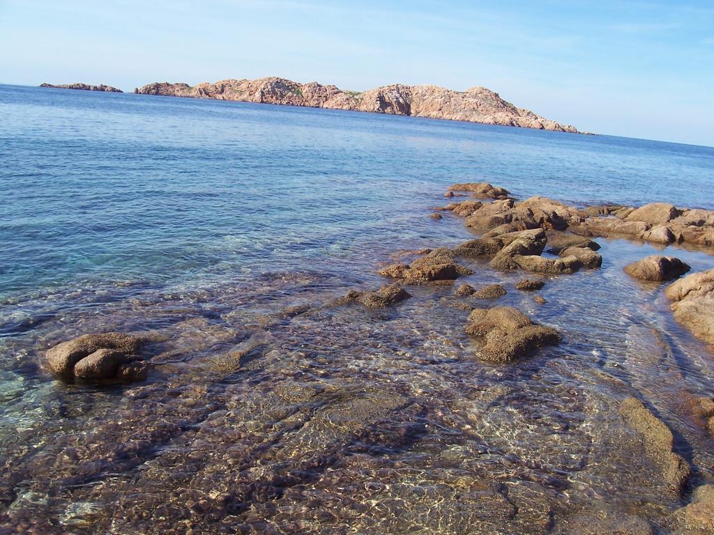 Isola Rossa Appartamenti Paduledda Bagian luar foto