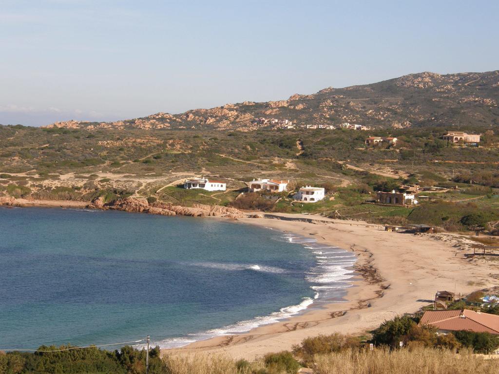 Isola Rossa Appartamenti Paduledda Bagian luar foto